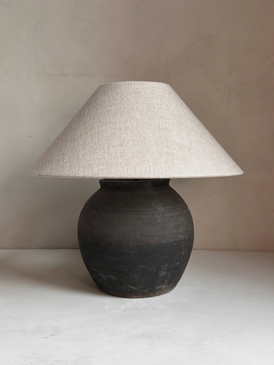 The Corner - Antique Lamp N° 259 - Lighting
