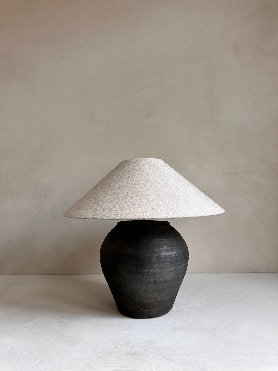 The Corner - Antique Lamp N° 268 - Lighting