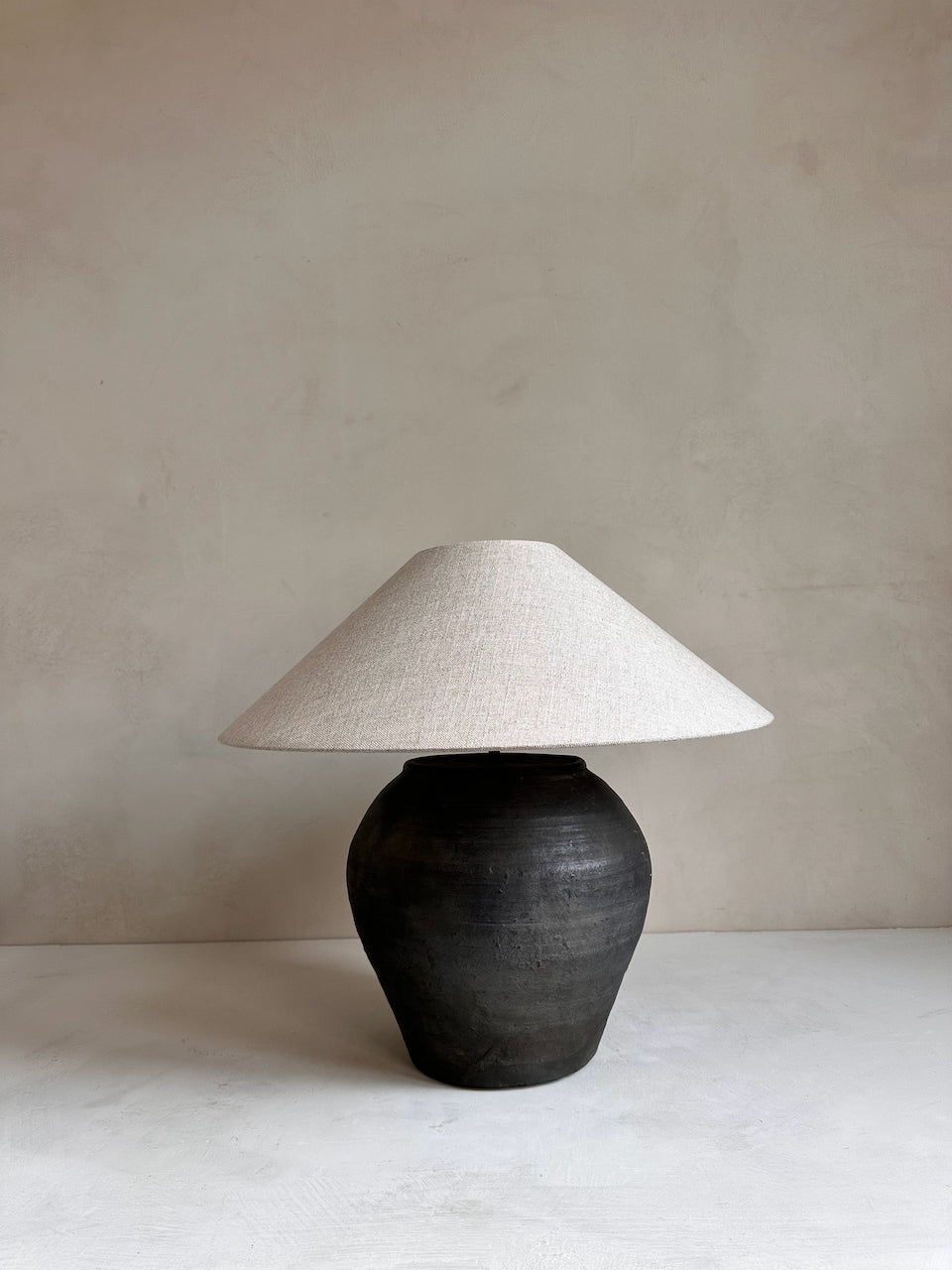 The Corner - Antique Lamp N° 268 - Lighting