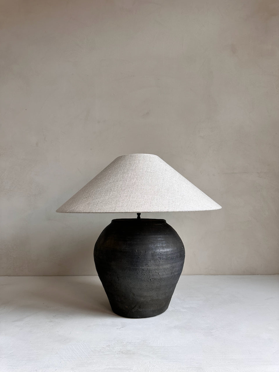 The Corner - Antique Lamp N° 268 - Lighting