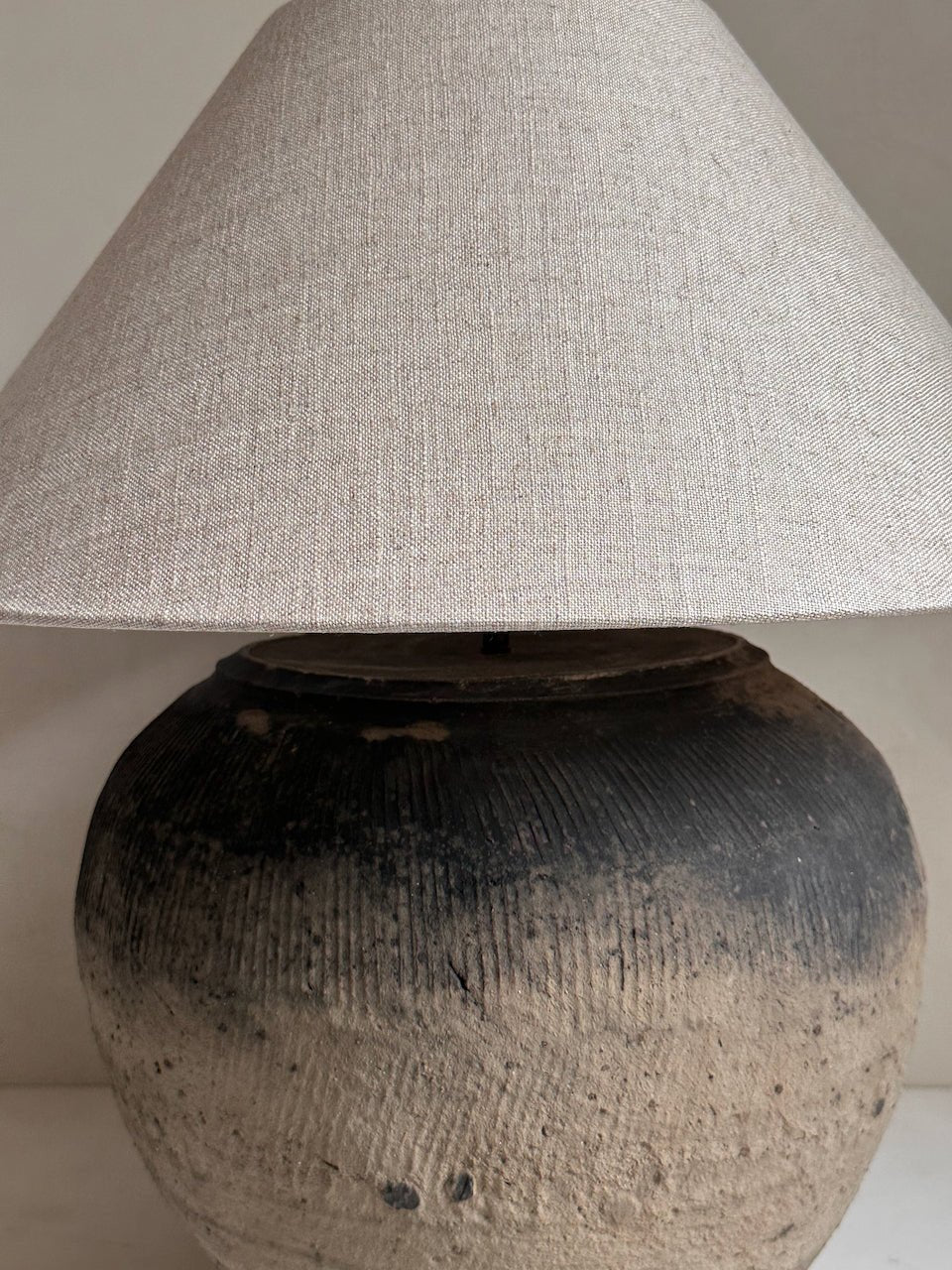 The Corner - Antique Lamp N° 270 - Lighting