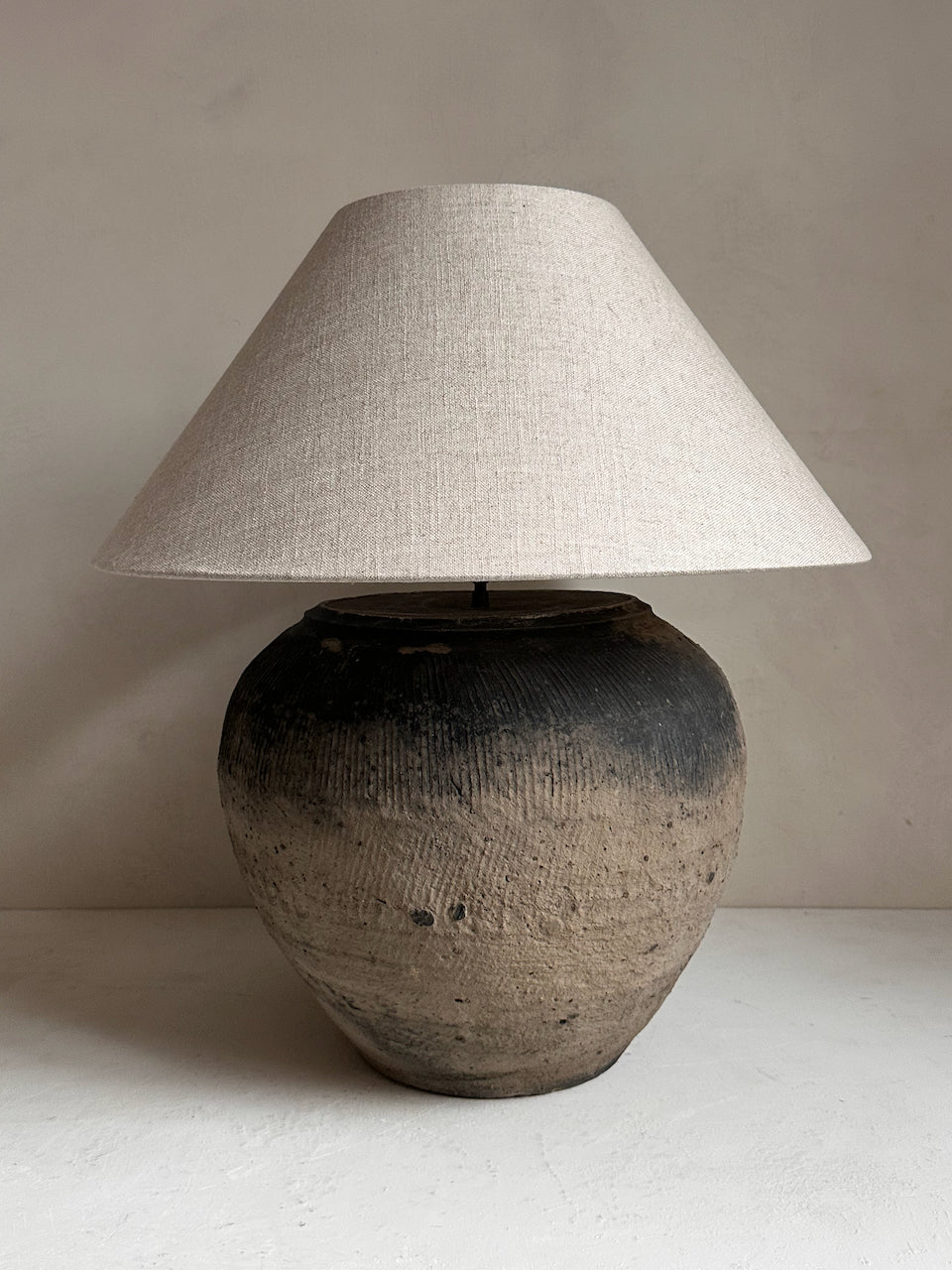 The Corner - Antique Lamp N° 270 - Lighting