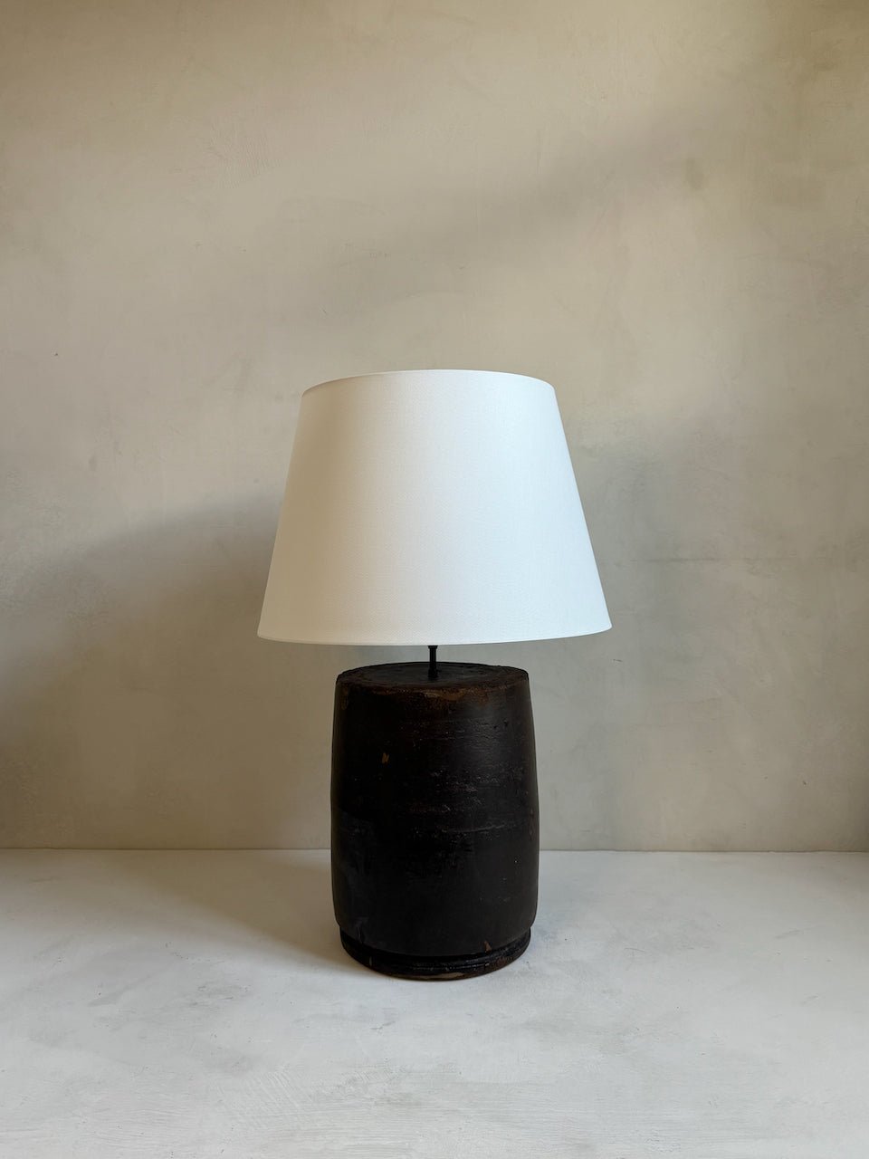 The Corner - Antique Lamp N° 270 - Lighting