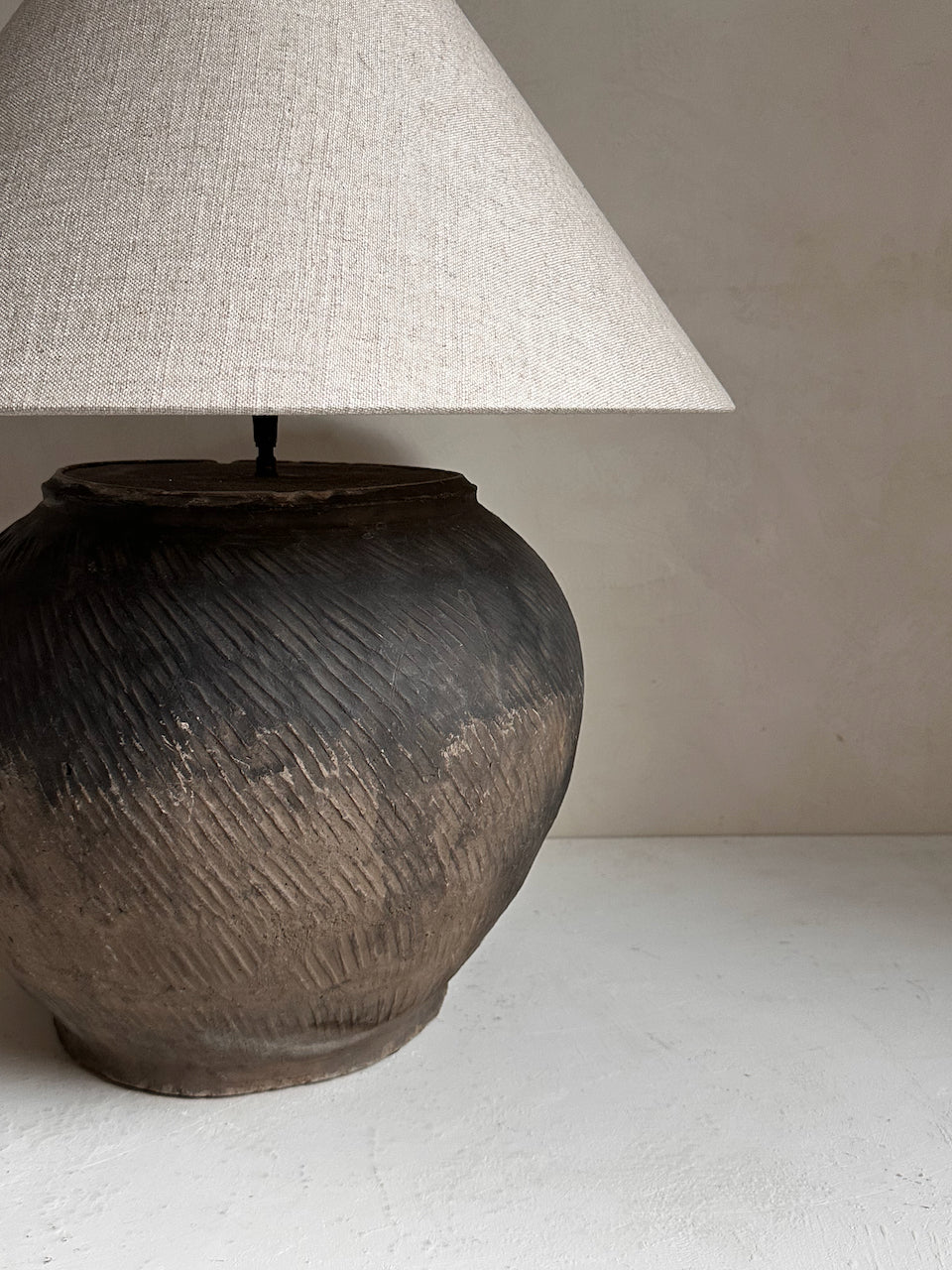 The Corner - Antique Lamp N° 271 - Lighting