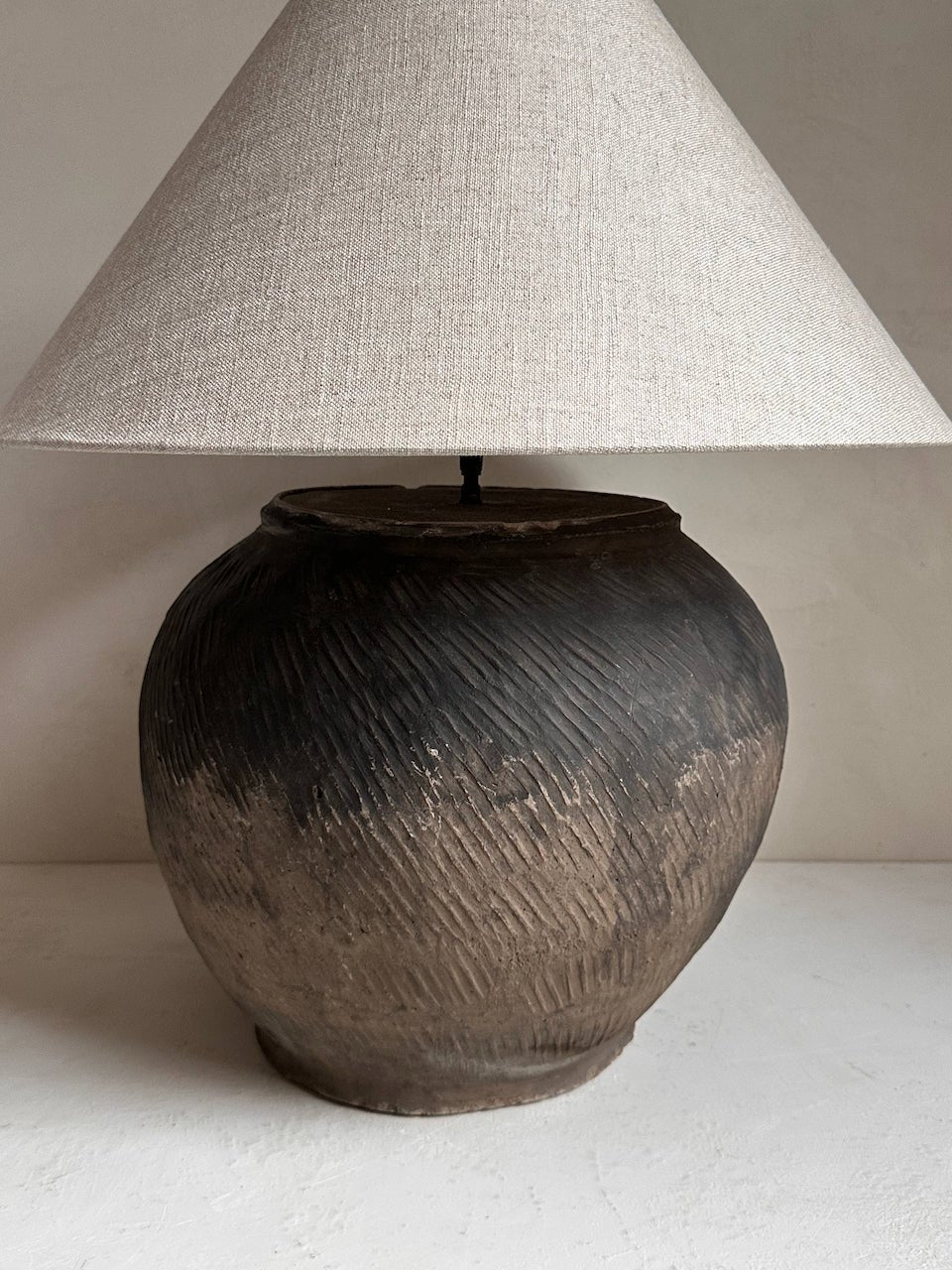 The Corner - Antique Lamp N° 271 - Lighting