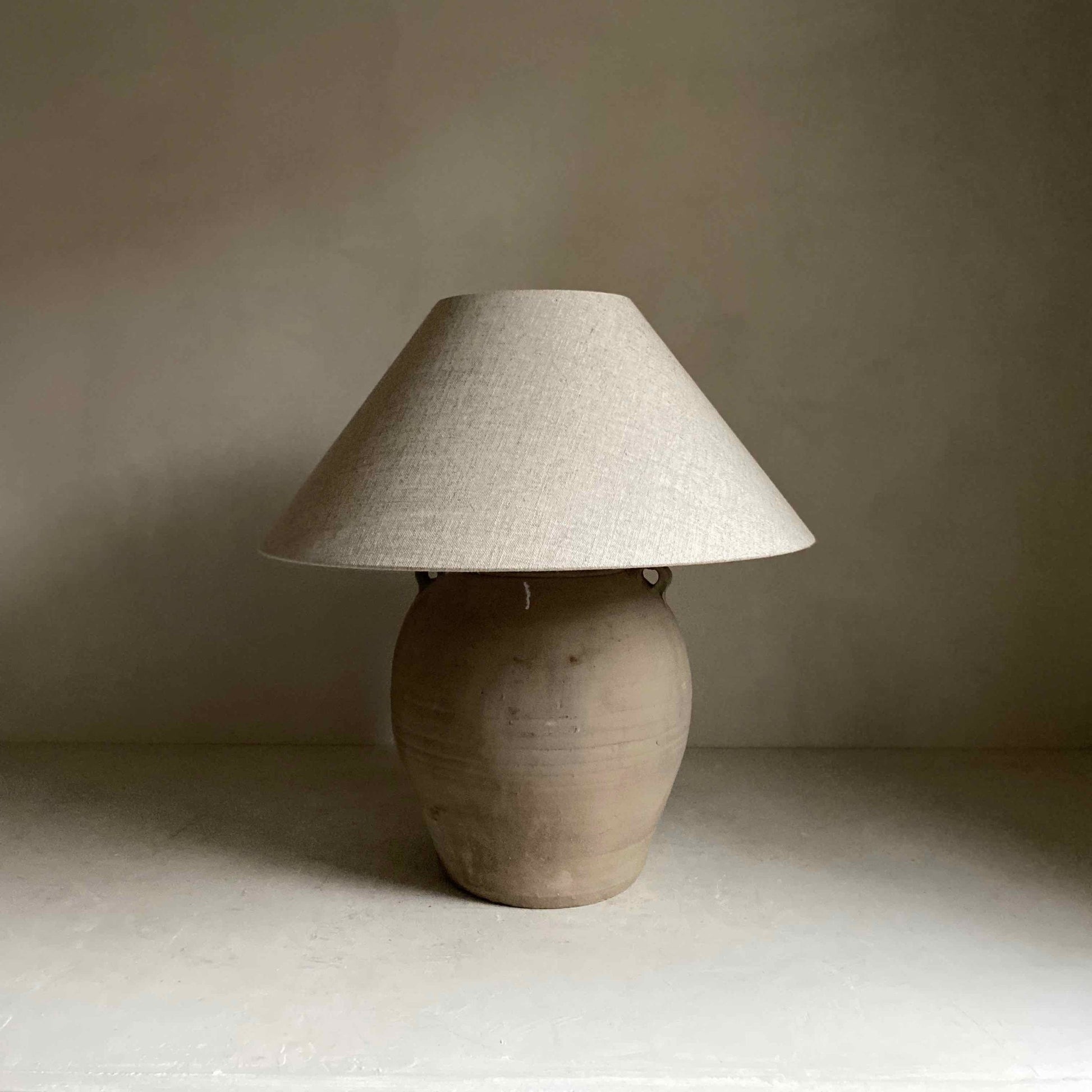 The Corner - Antique lamp N° 46 - Lighting