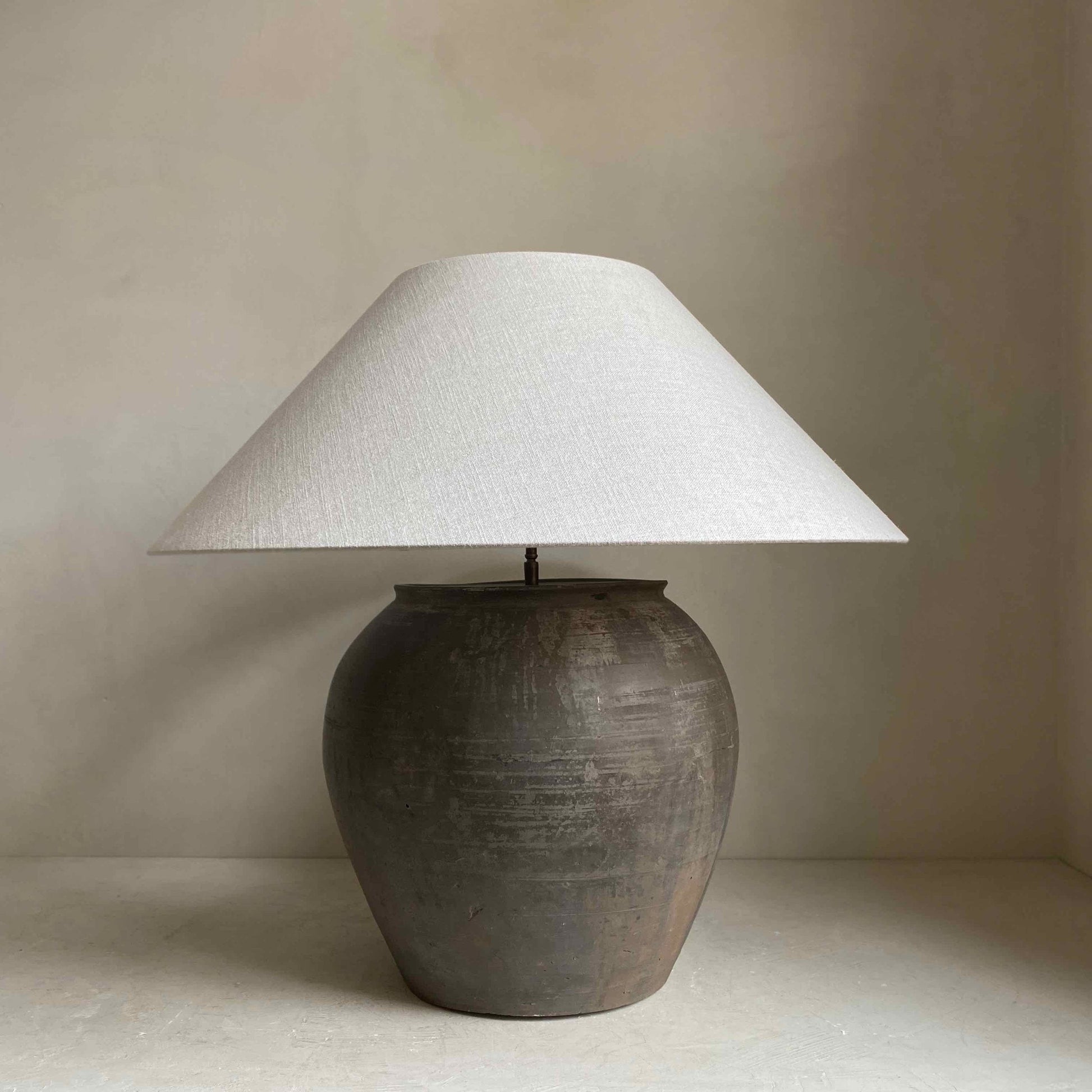 The Corner - Antique lamp N° 80 - Lighting