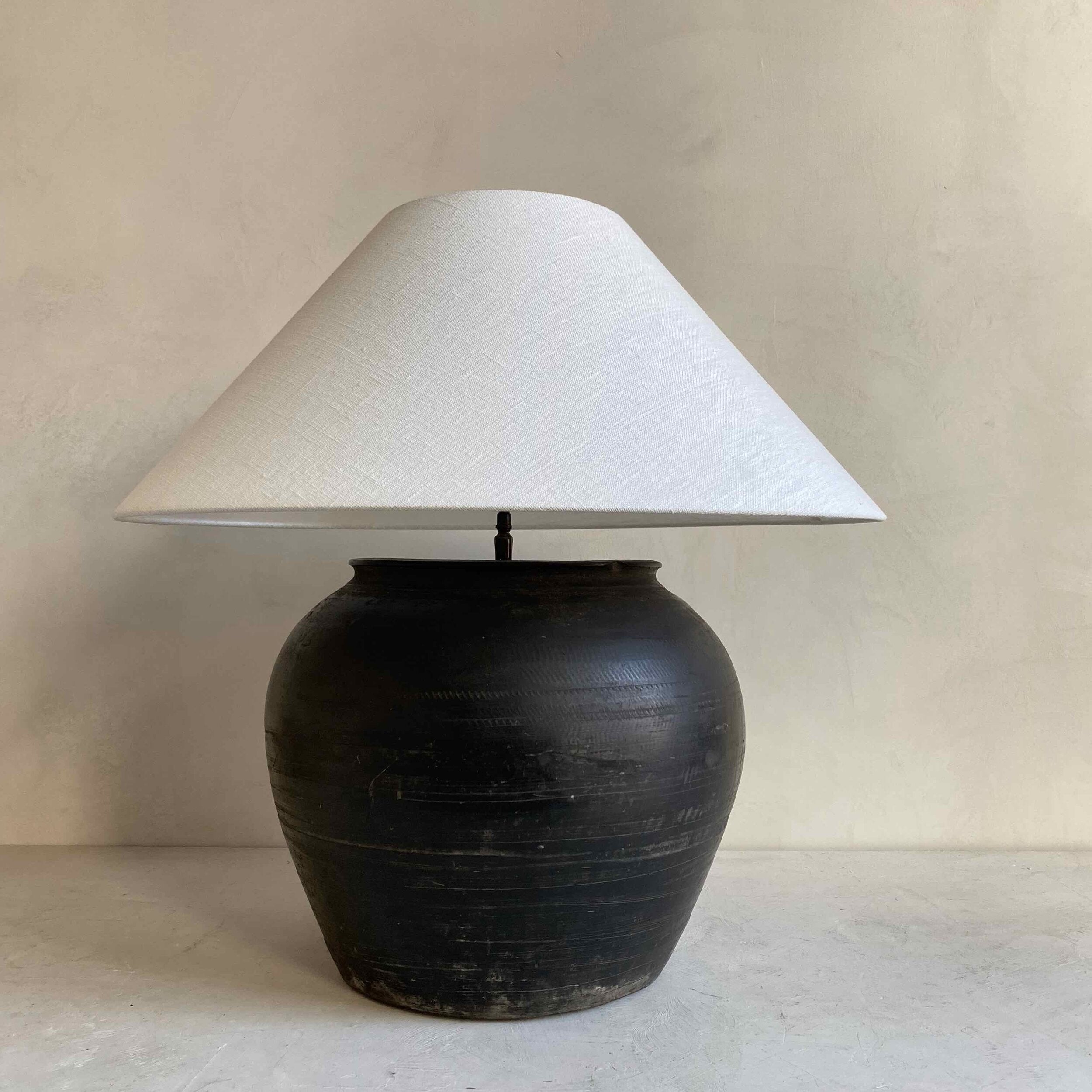 The Corner - Antique lamp N°40 - Lighting