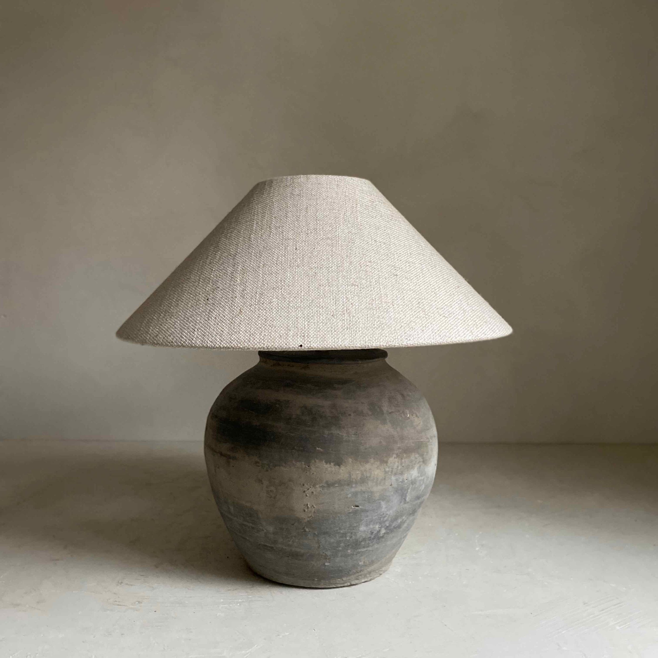 The Corner - Antique lamp N°49 - Lighting