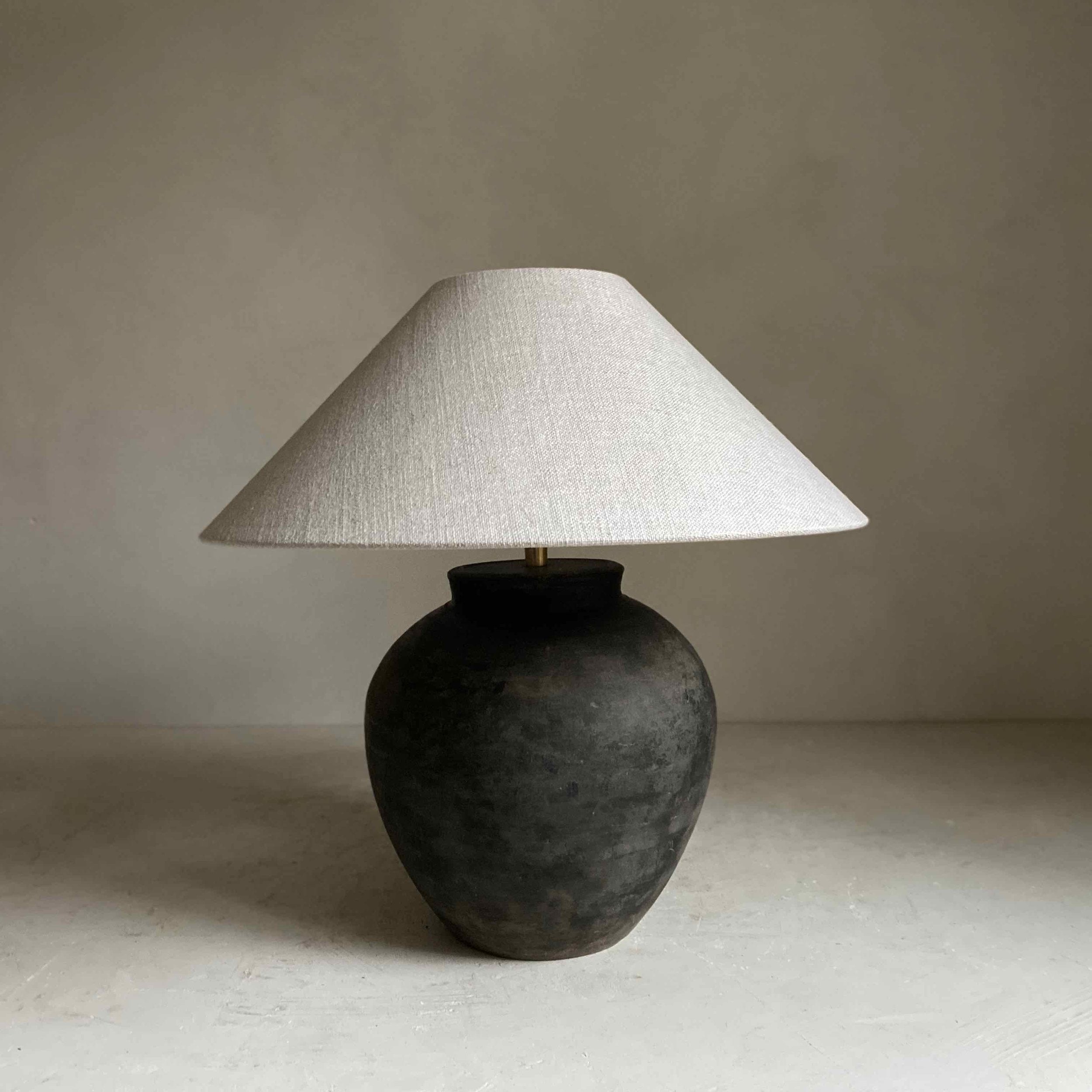 The Corner - Antique lamp N°50 - Lighting