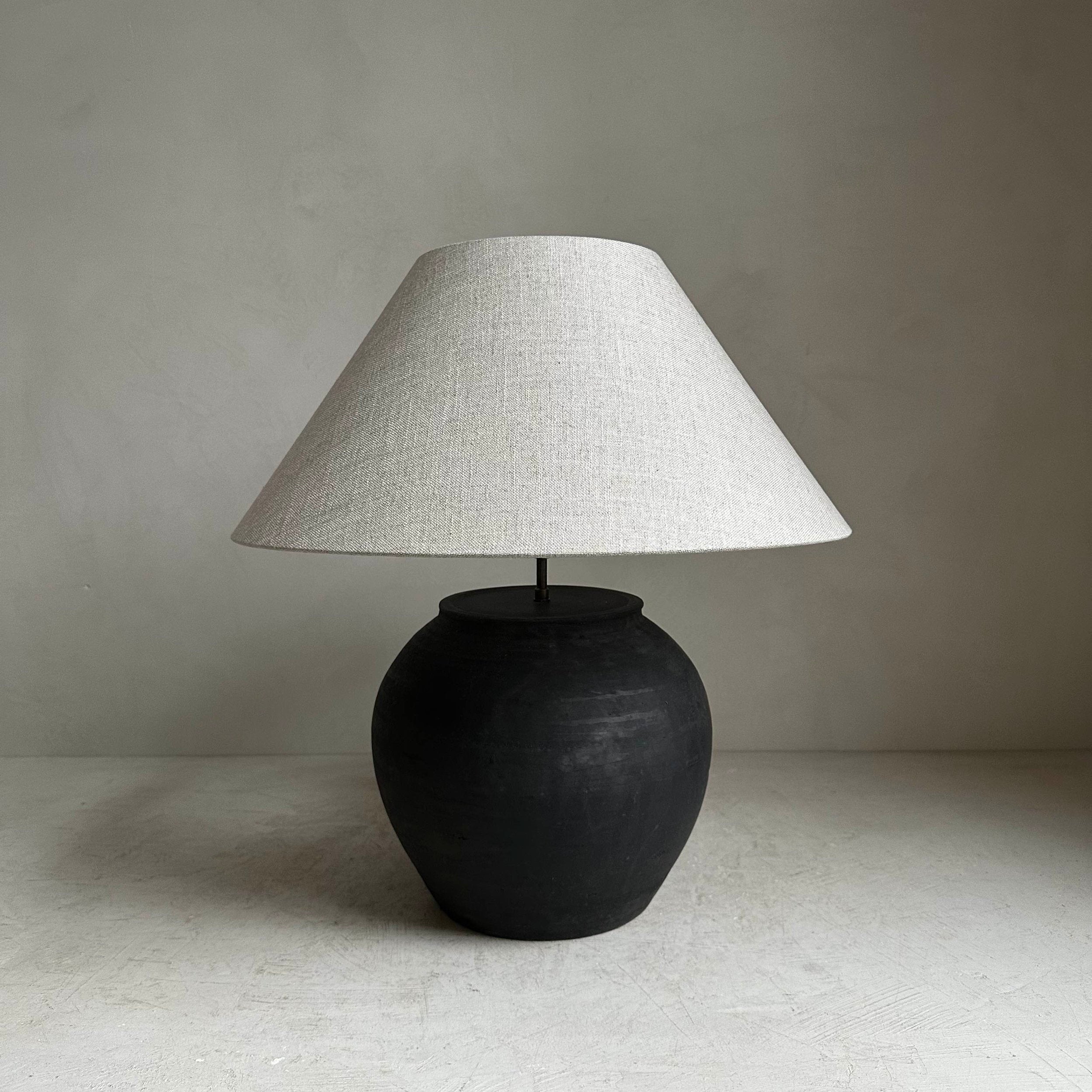 The Corner - Antique lamp No 109 - Lighting
