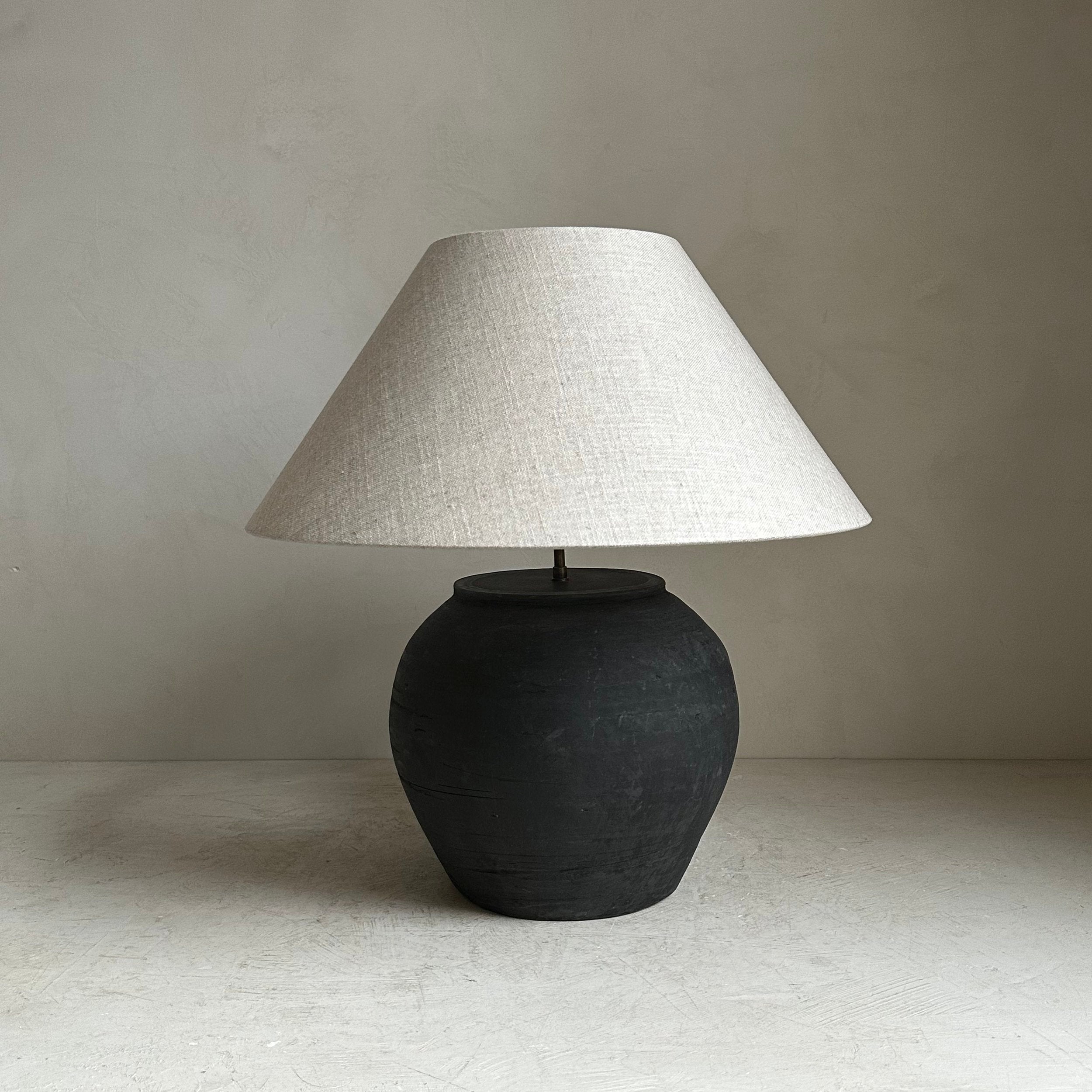 The Corner - Antique lamp No 111 - Lighting