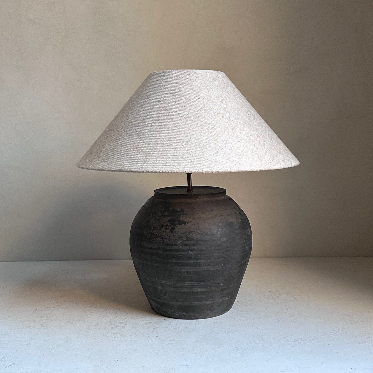 The Corner - Antique lamp No 115 - Lighting