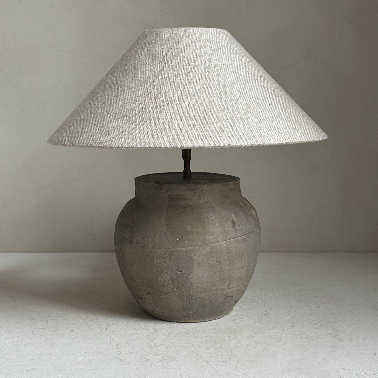 The Corner - Antique lamp No 122 - Lighting