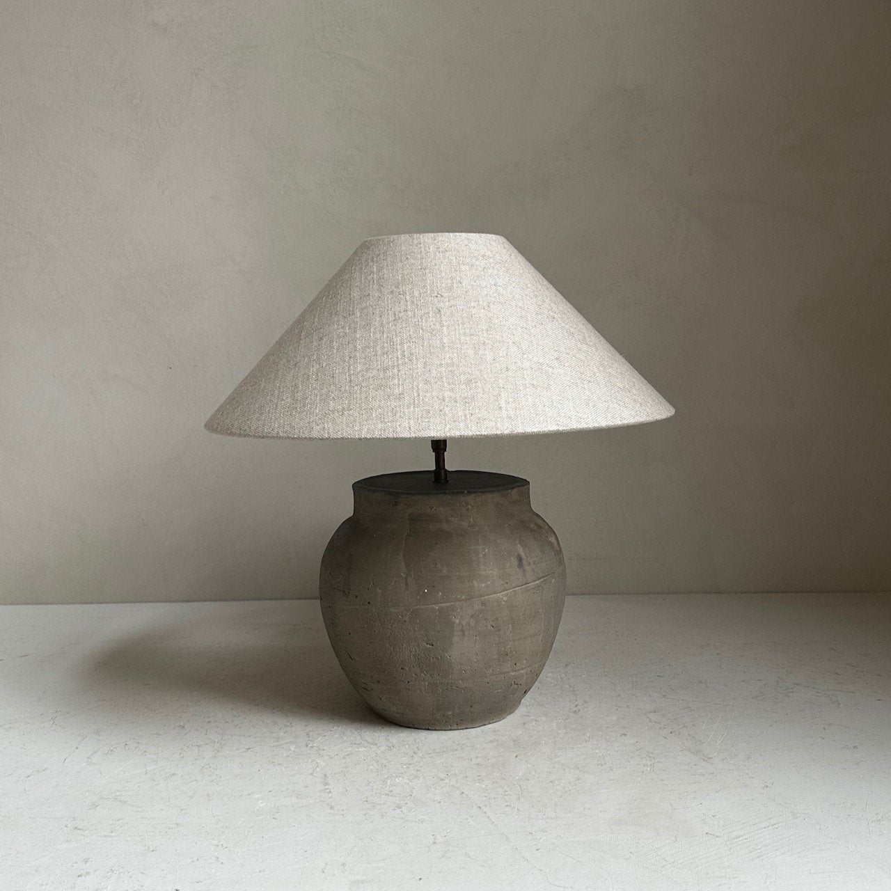 The Corner - Antique lamp No 122 - Lighting