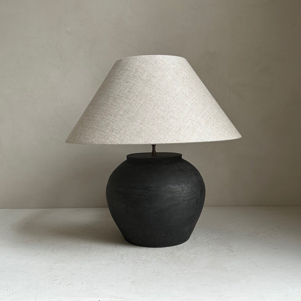 The Corner - Antique lamp No 124 - Lighting