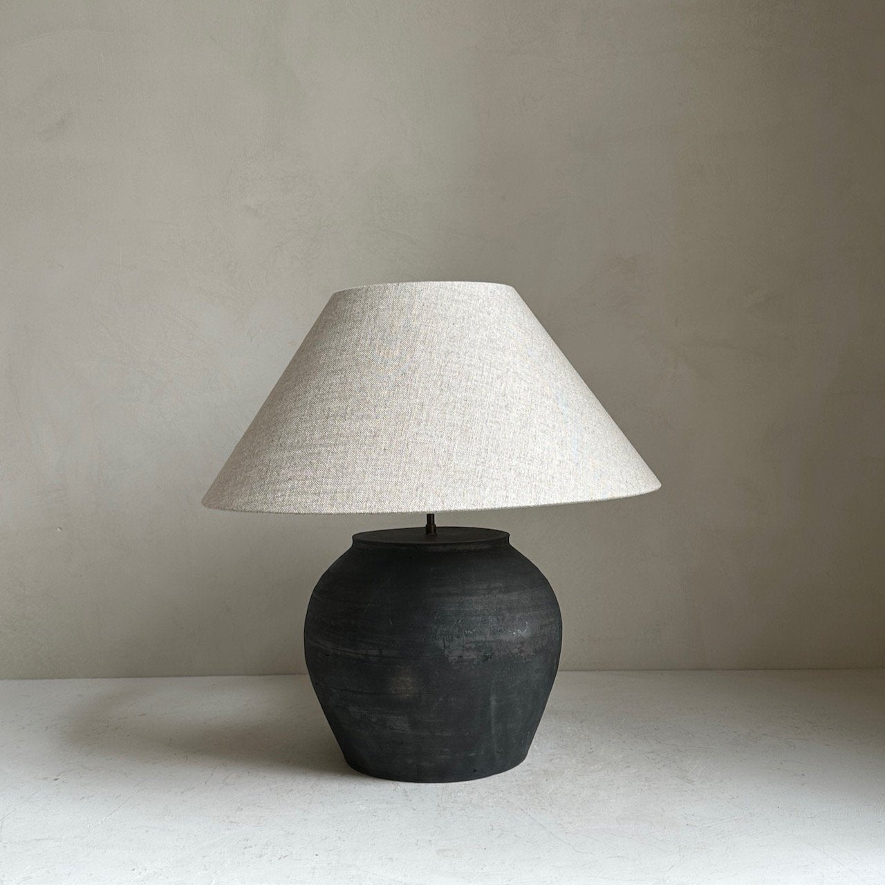 The Corner - Antique lamp No 125 - Lighting