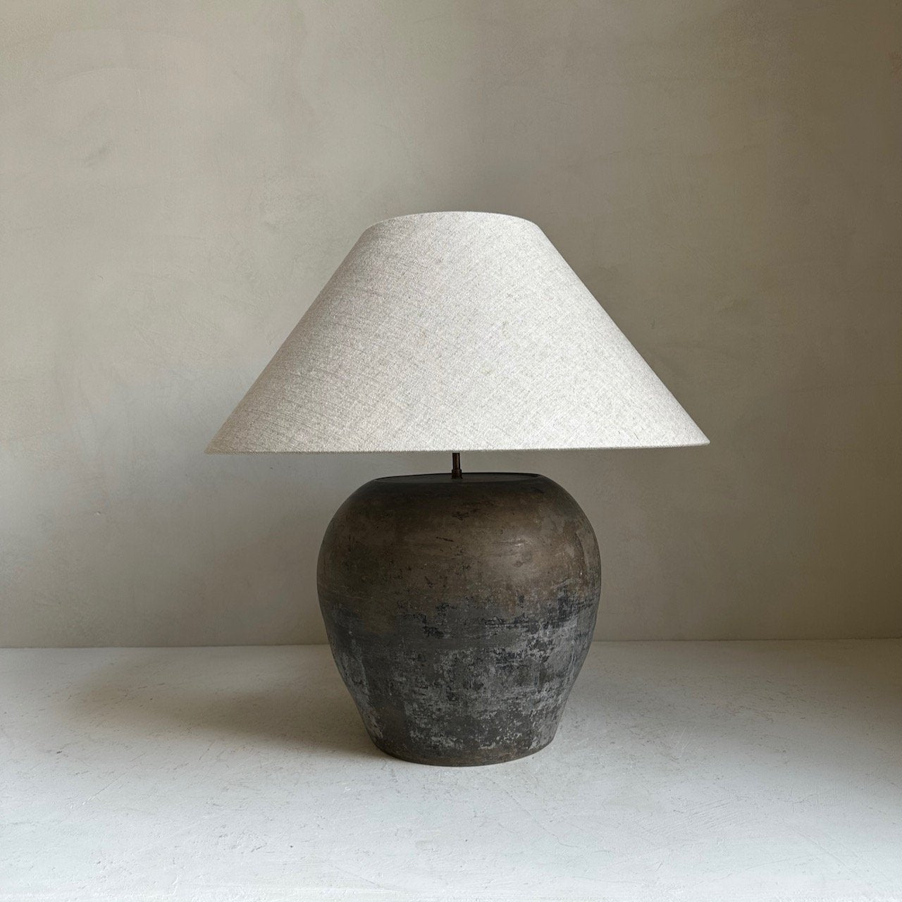 The Corner - Antique lamp No 132 - Lighting
