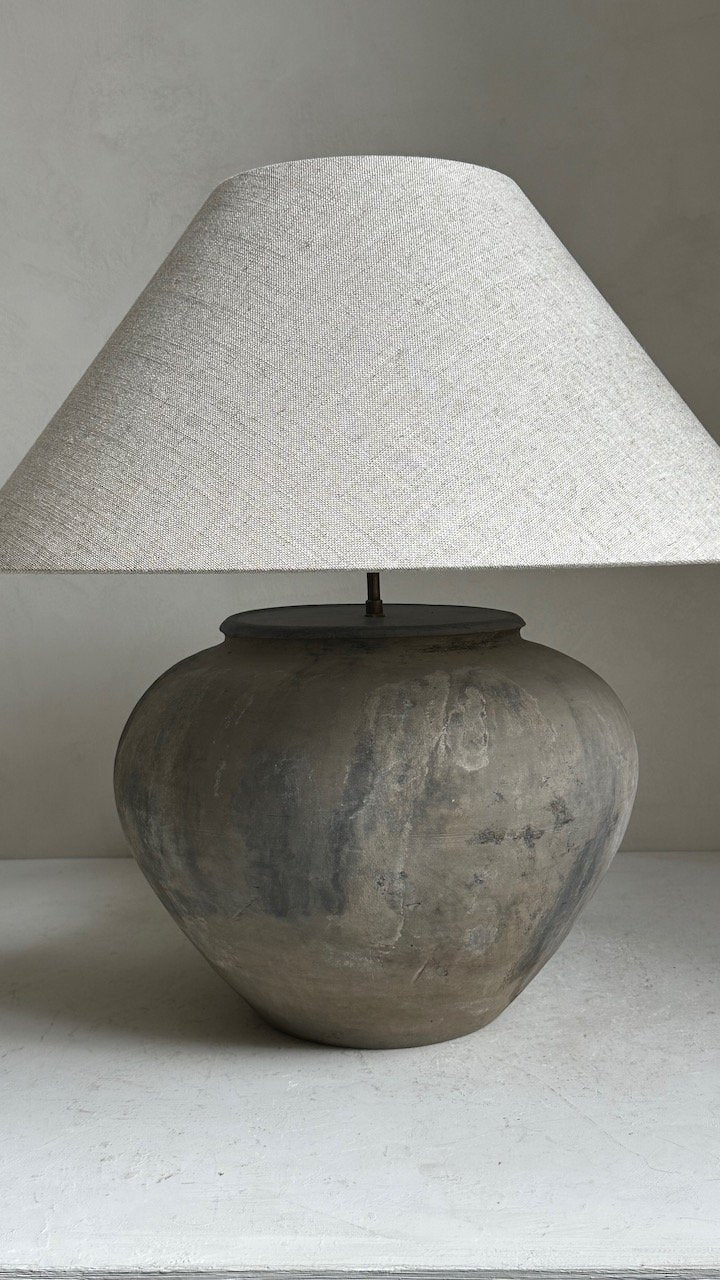 The Corner - Antique lamp No 133 - Lighting