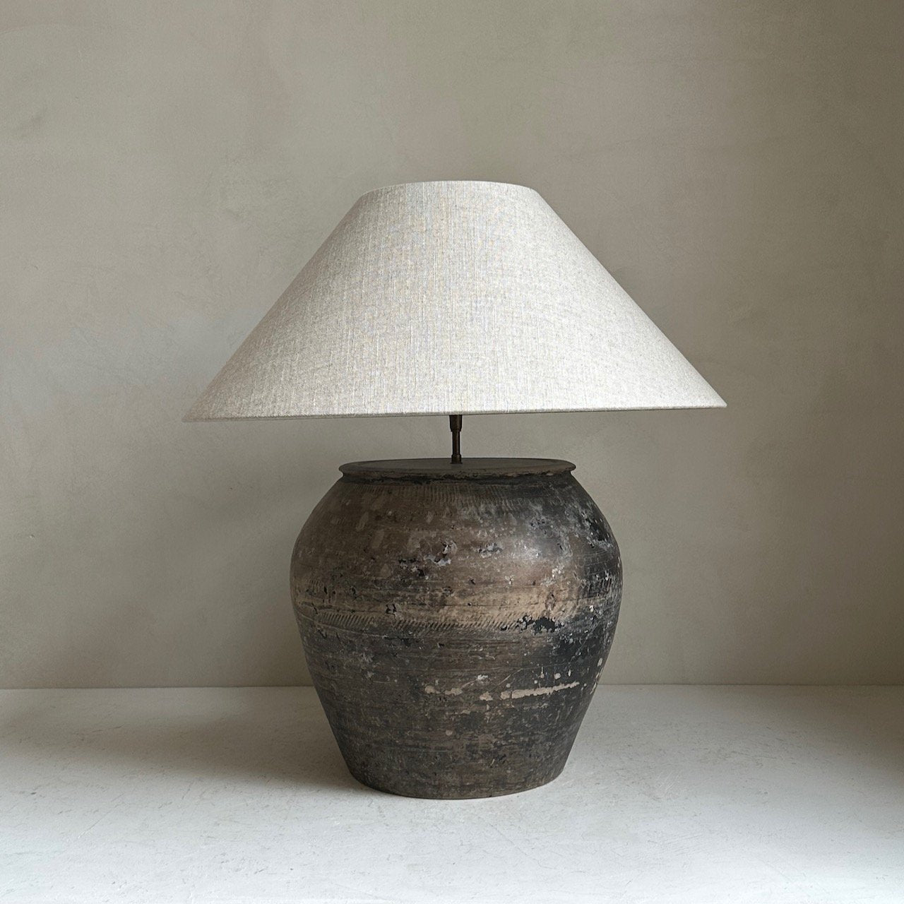 The Corner - Antique lamp No 135 - Lighting