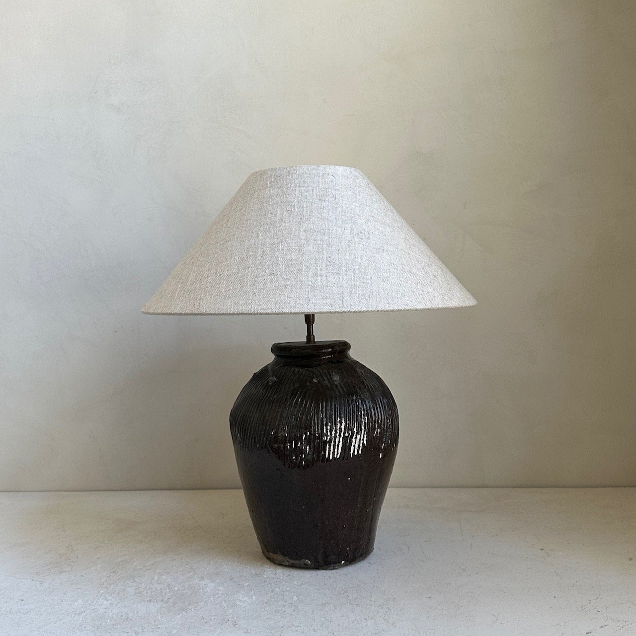 The Corner - Antique lamp No 142 - Lighting