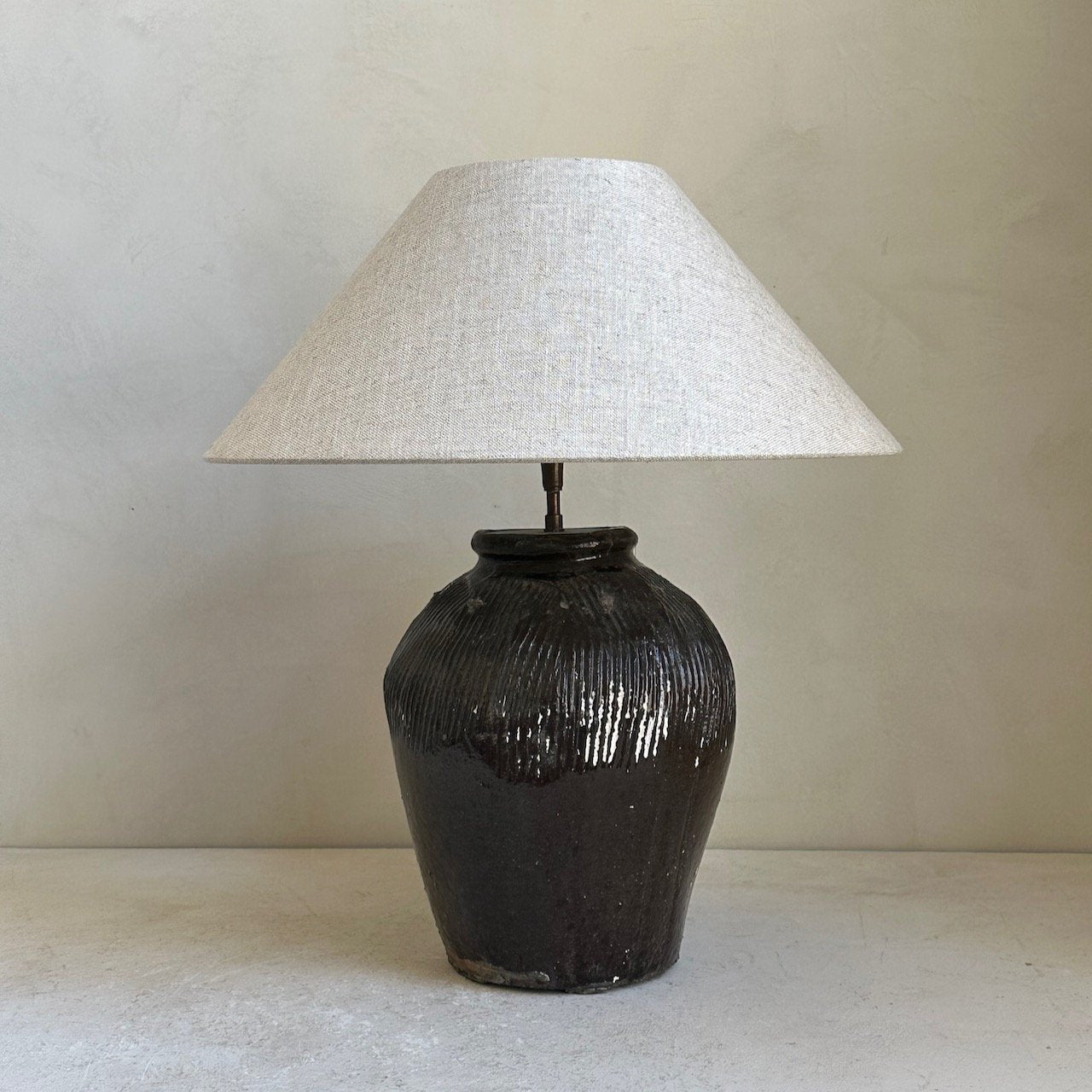 The Corner - Antique lamp No 142 - Lighting