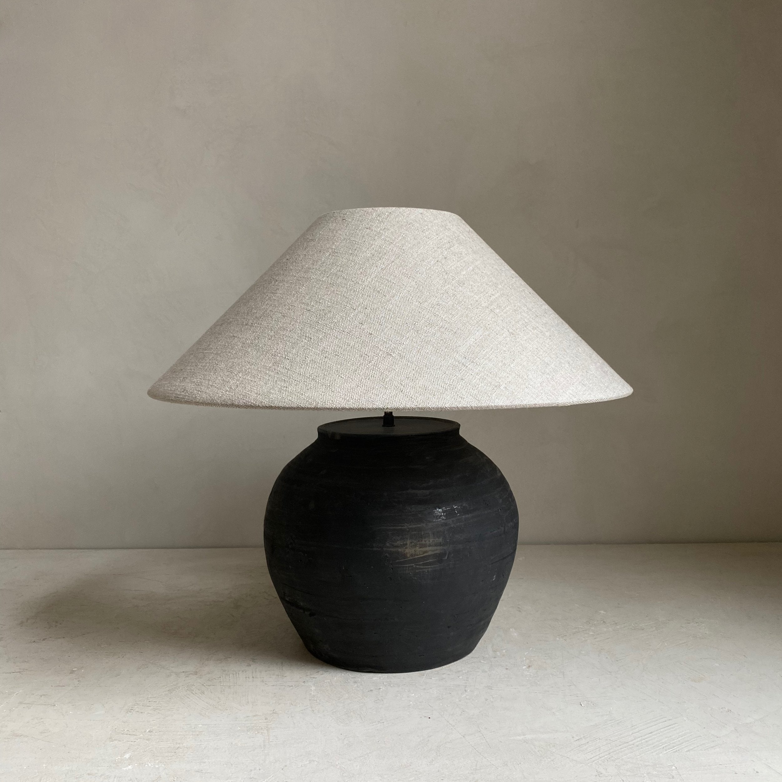 The Corner - Antique lamp No 93 - Lighting