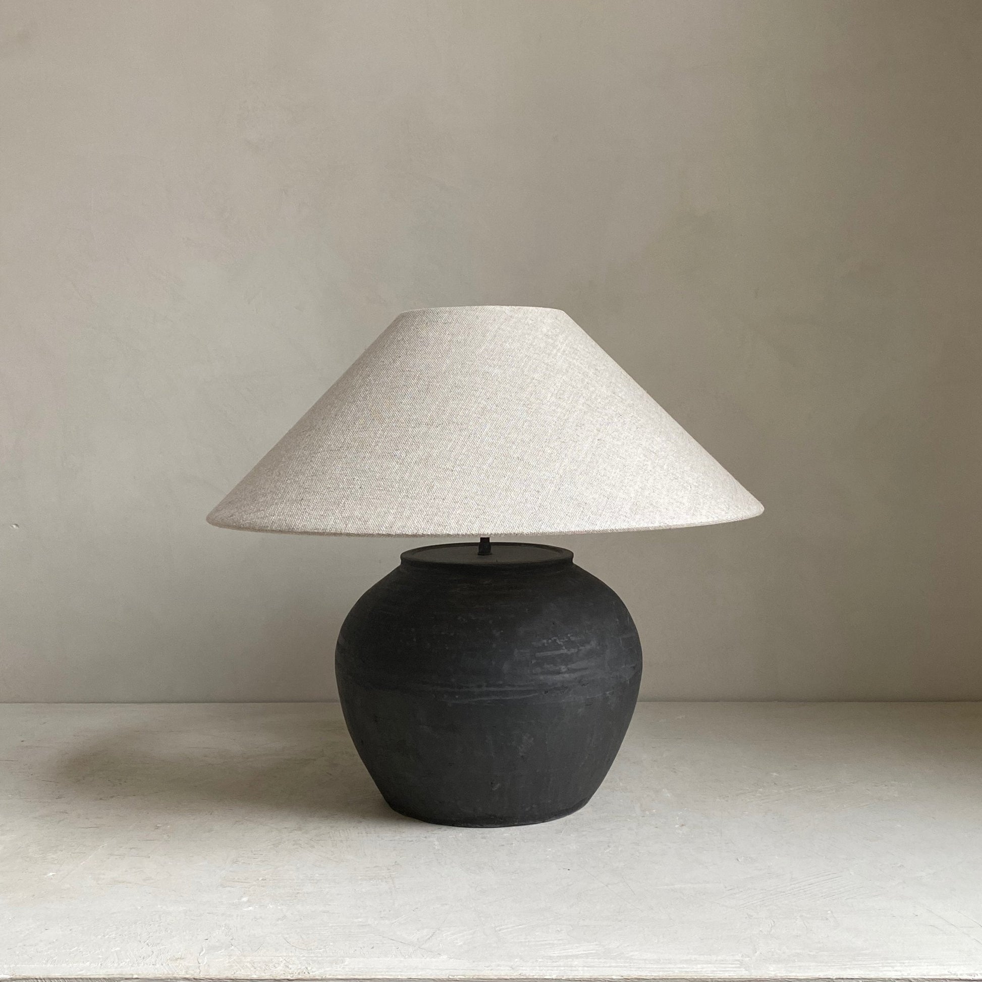 The Corner - Antique lamp No 94 - Lighting