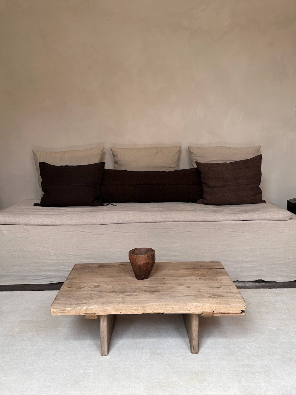 The Corner - Antique oak coffee table N° 45 - Coffee Tables & Consoles