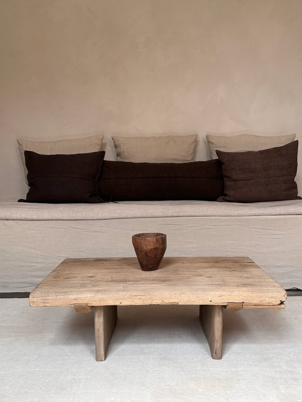 The Corner - Antique oak coffee table N° 45 - Coffee Tables & Consoles