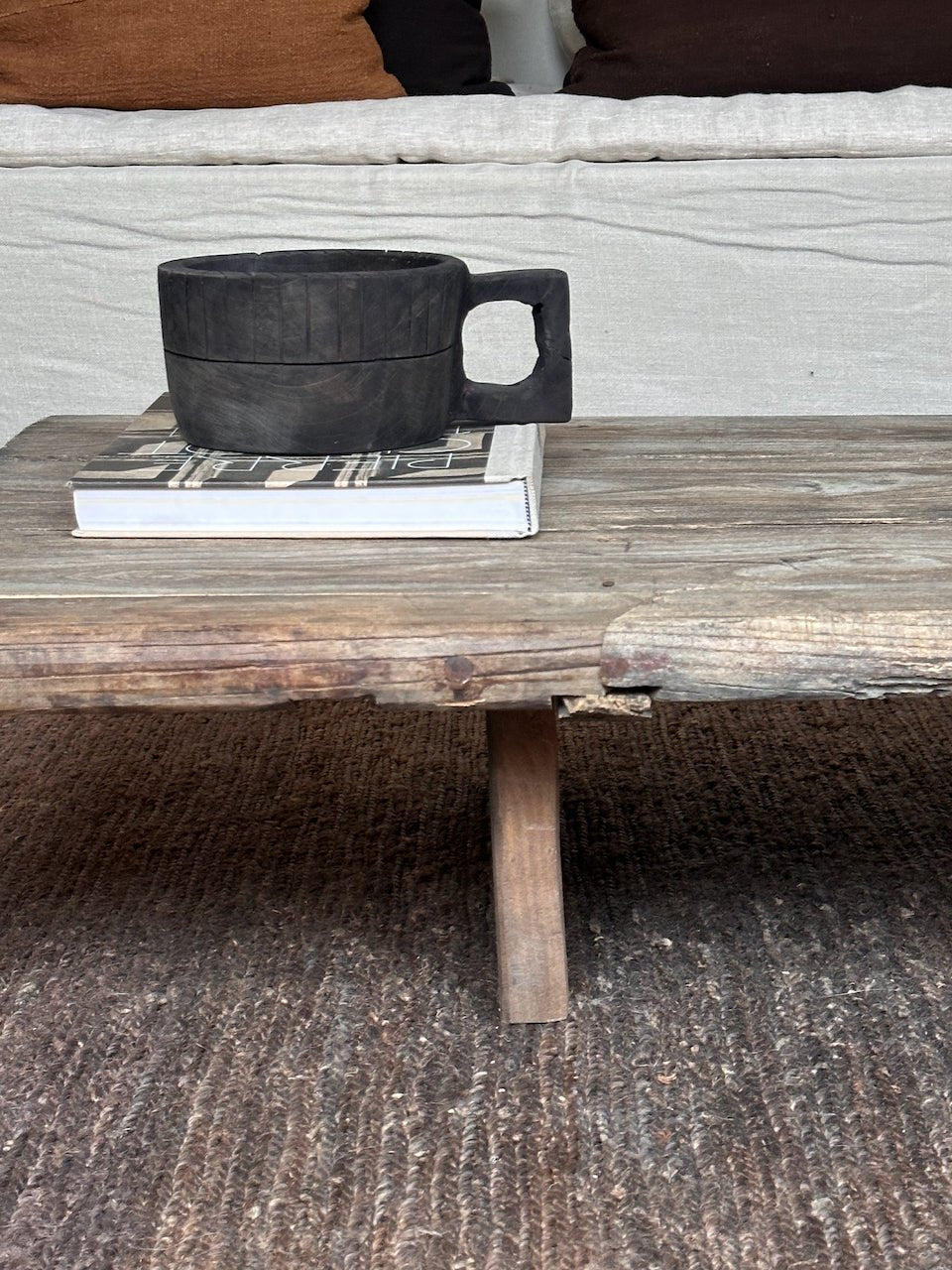 The Corner - Antique oak coffee table N° 49 - Coffee Tables & Consoles