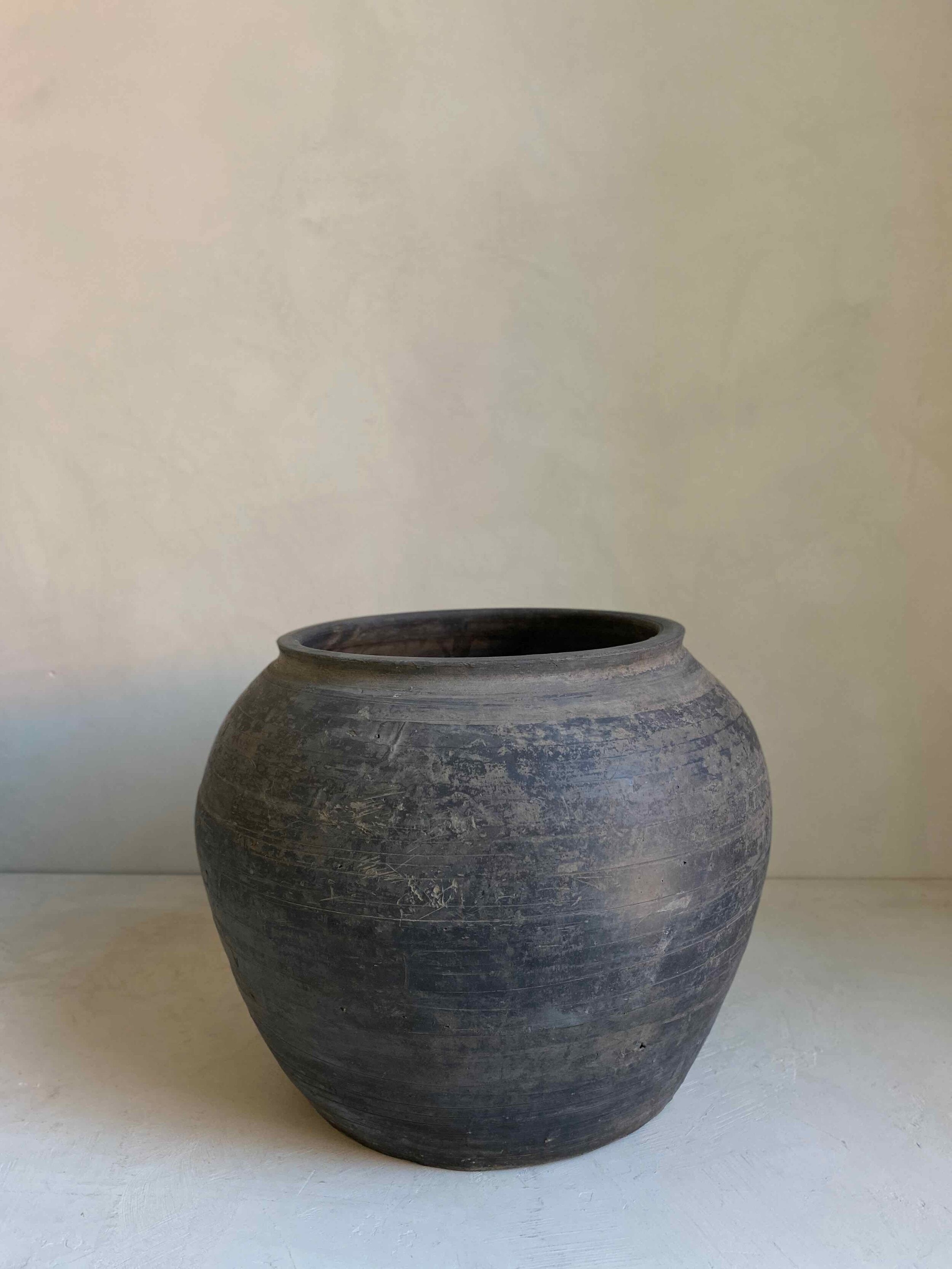 The Corner - Antique pot large N°12 - 