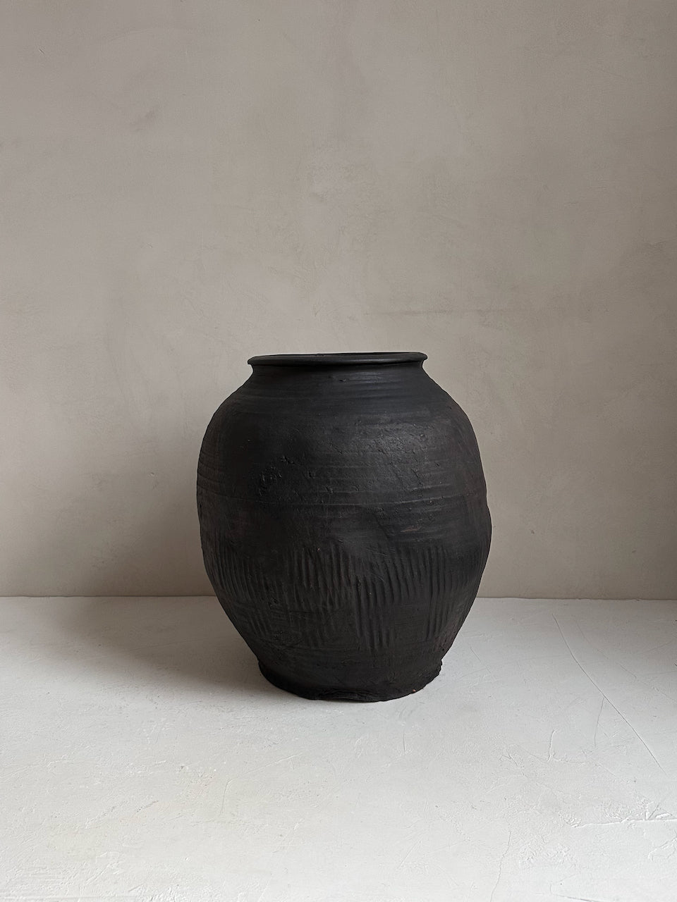 The Corner - Antique pot N° 250 - Pots & Vases