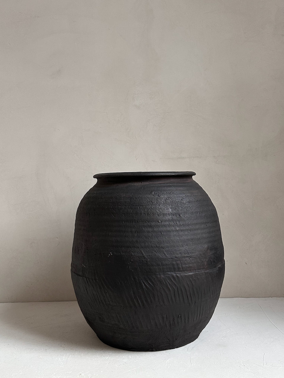 The Corner - Antique pot N° 256 - Pots & Vases