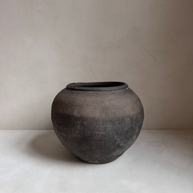 The Corner - Antique pot N° 125 - Pots & Vases