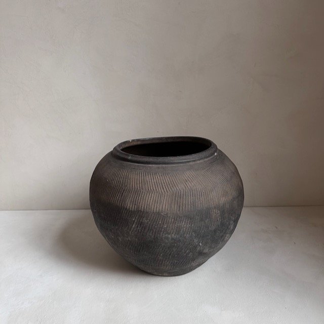 The Corner - Antique pot N° 125 - Pots & Vases