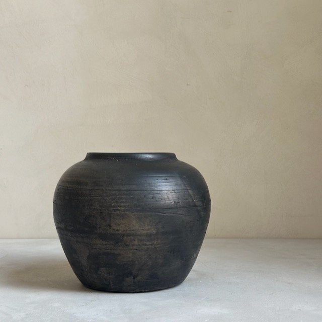 The Corner - Antique pot N° 130 - Pots & Vases