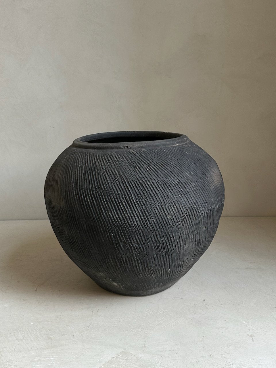 The Corner - Antique pot N° 197 - Pots & Vases