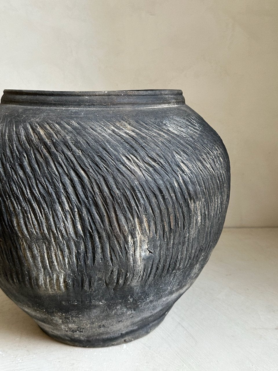 The Corner - Antique pot N° 200 - Pots & Vases