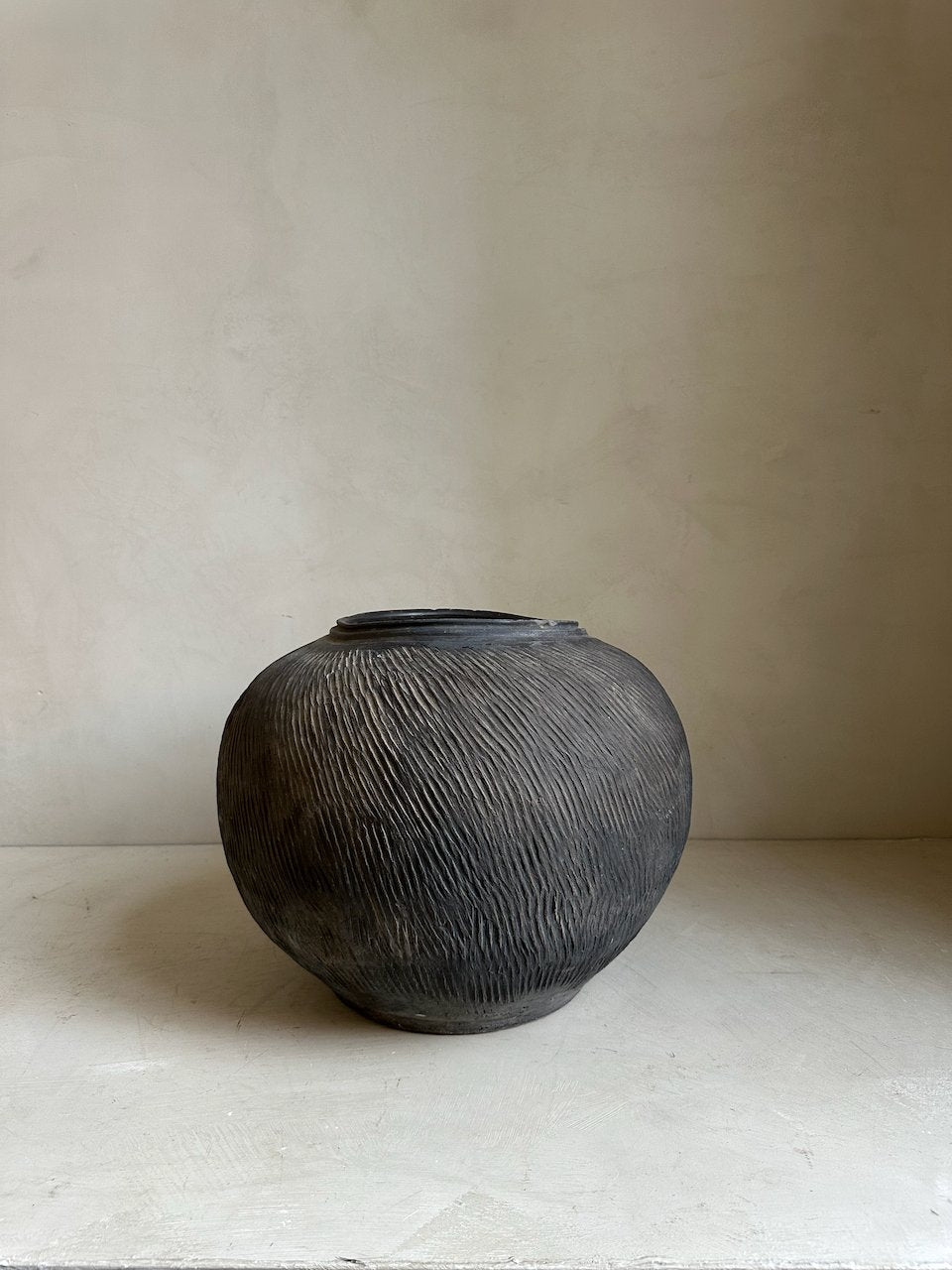 The Corner - Antique pot N° 202 - Pots & Vases