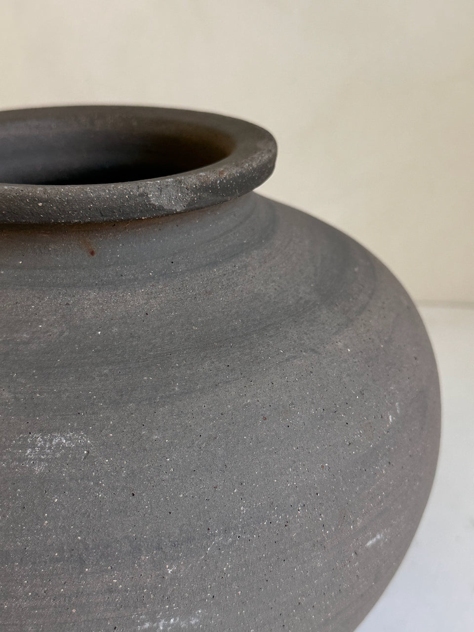 The Corner - Antique pot N° 203 - Pots & Vases