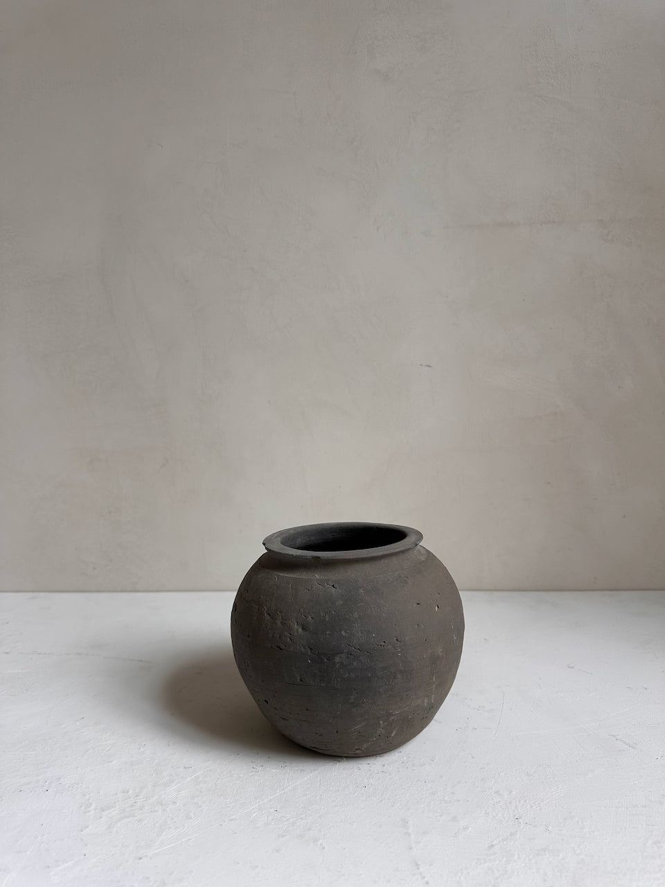 The Corner - Antique pot N° 230 - Pots & Vases