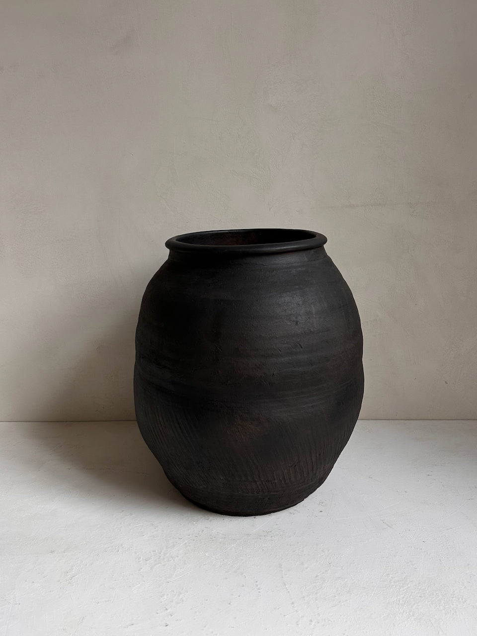 The Corner - Antique pot N° 245 - Pots & Vases