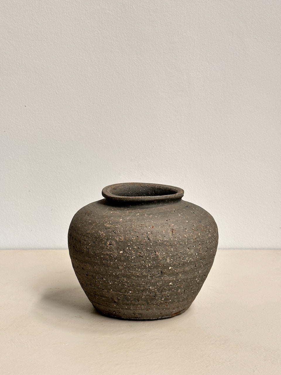 The Corner - Antique pot N°306 - Pots & Vases