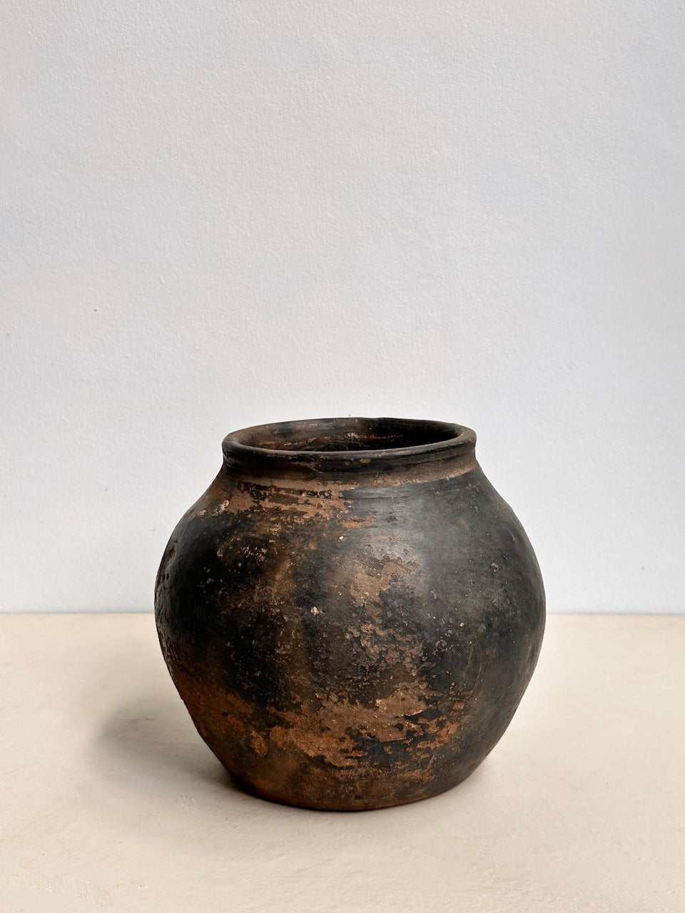 The Corner - Antique pot N°308 - Pots & Vases