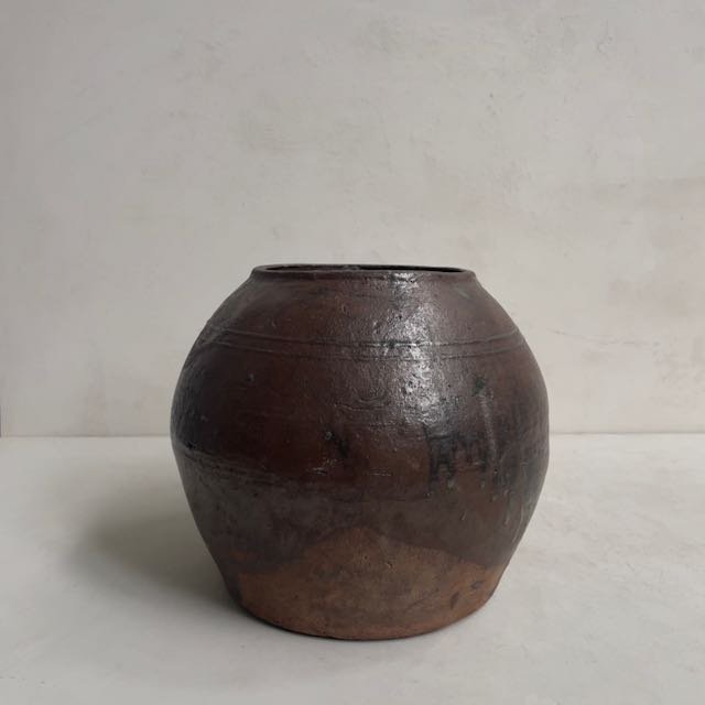 The Corner - Antique pot No 150 - Pots & Vases