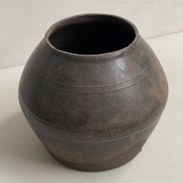 The Corner - Antique pot No 152 - Pots & Vases