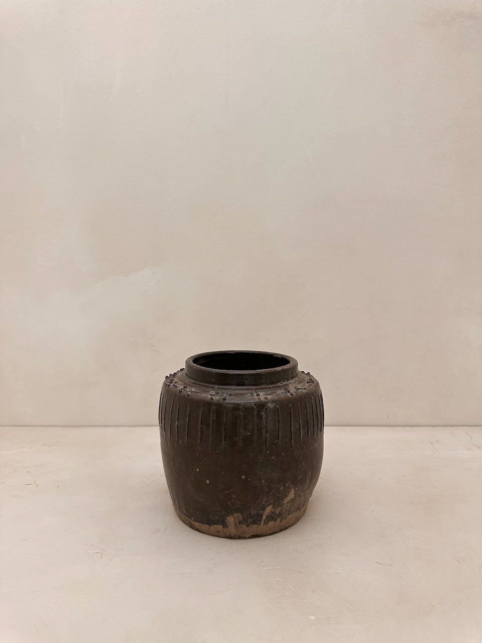 The Corner - Antique pot No 210 - Pots & Vases