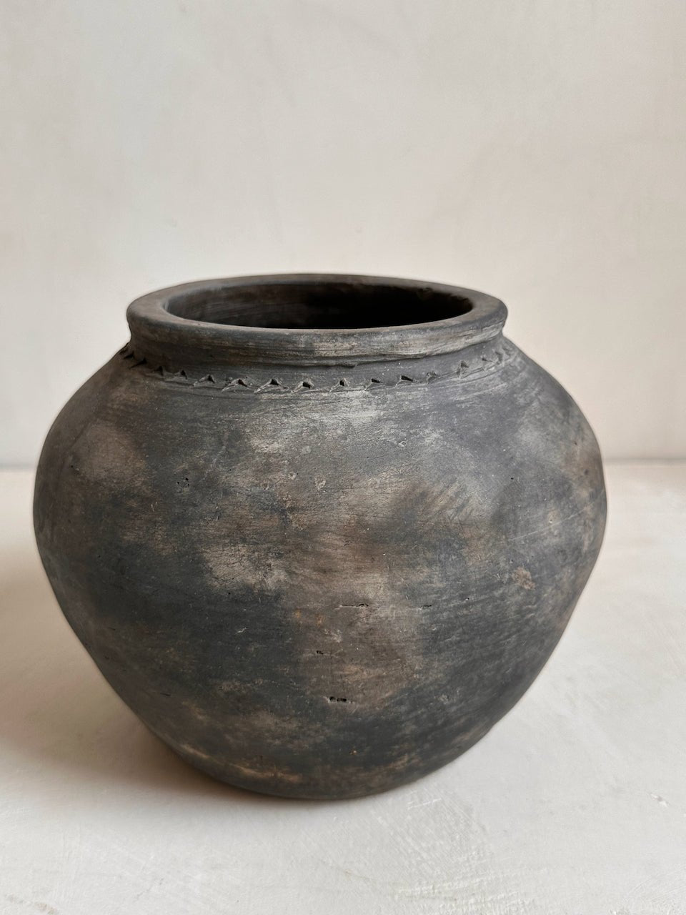 The Corner - Antique pot No 215 - Pots & Vases