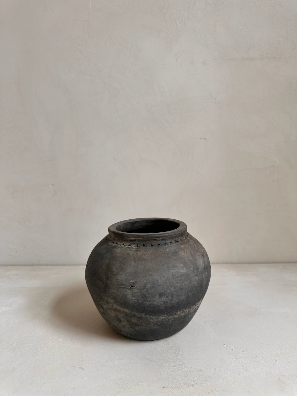 The Corner - Antique pot No 215 - Pots & Vases